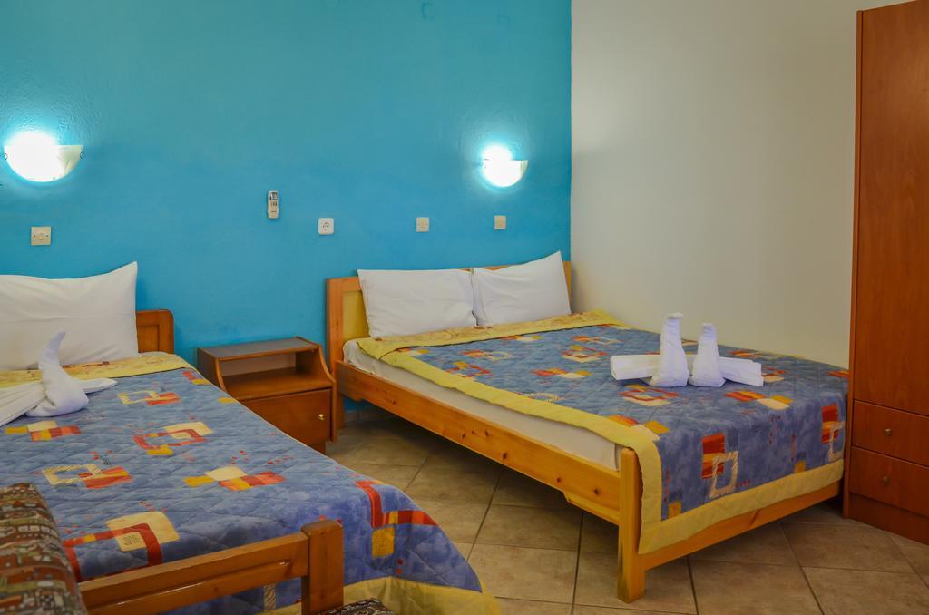 Pension Assos Коинира Номер фото
