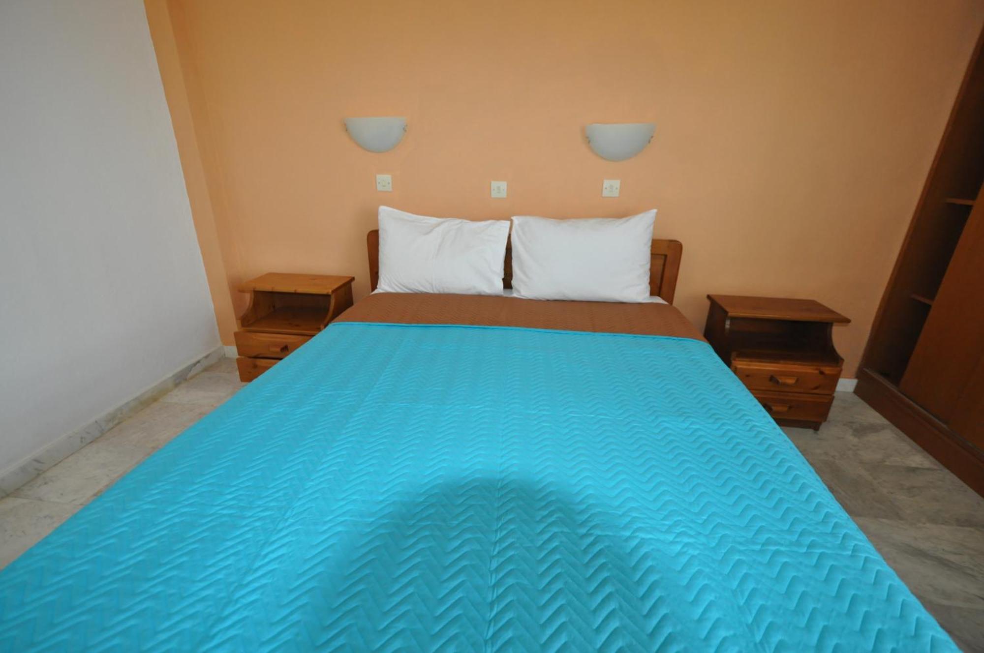 Pension Assos Коинира Экстерьер фото